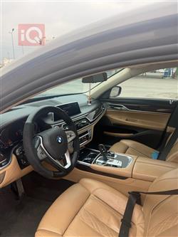 بي ام دبليو الفئة 7